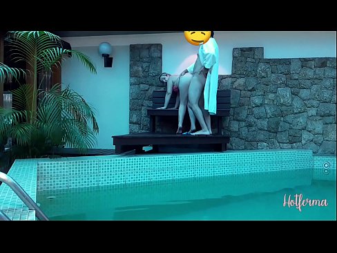 ❤️ Boss ngajak babu ka kolam renang, tapi teu bisa nolak a panas ️❌ porno kualitas di urang ﹏